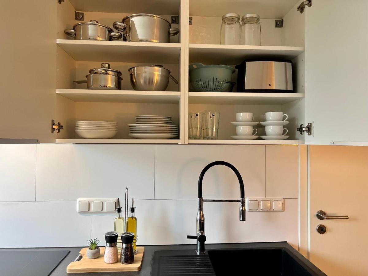 Design Apartment Mit Balkon - Kueche - Netflix Essen Ngoại thất bức ảnh